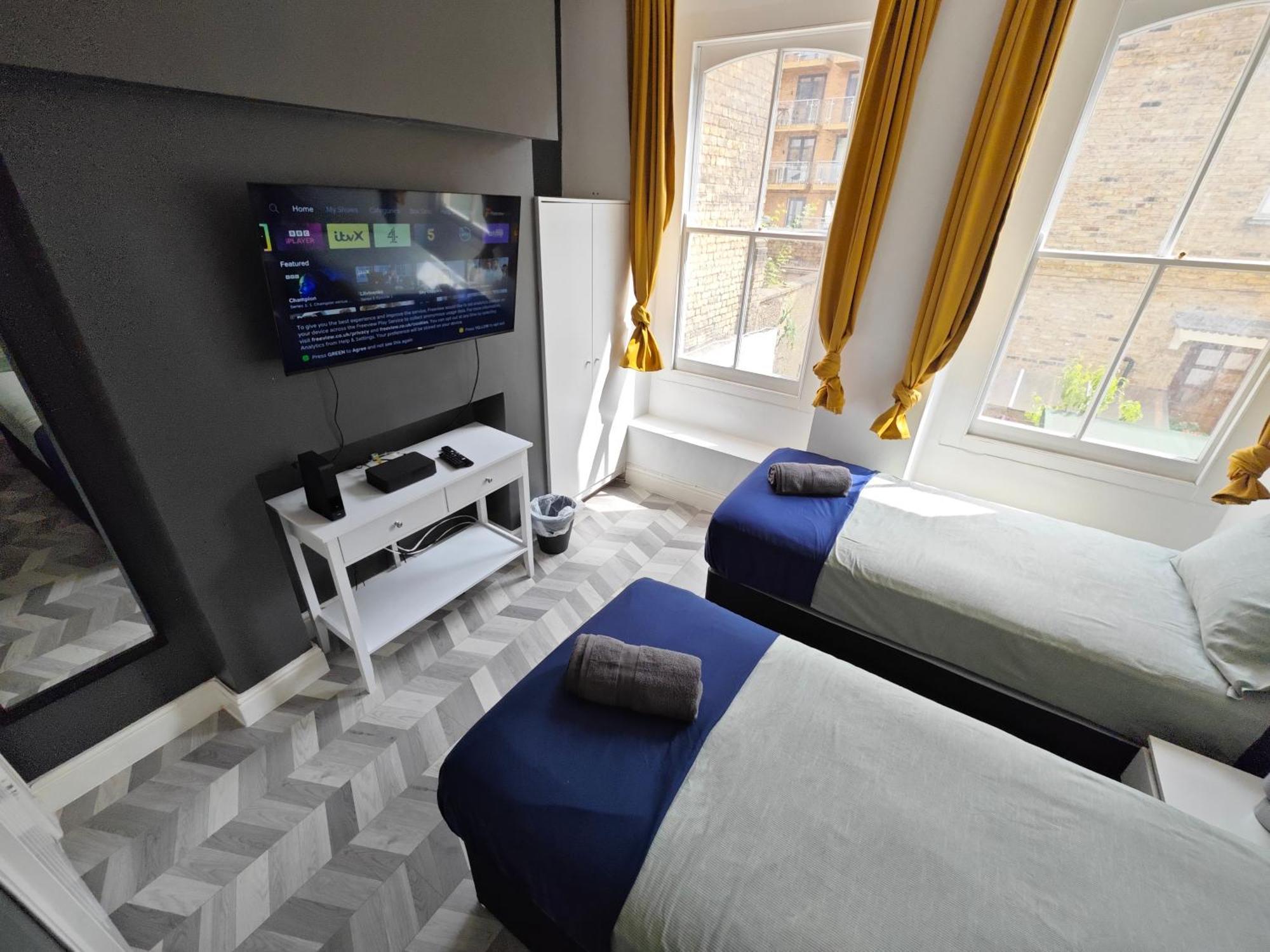 2 Bedroom 2 Bathroom Apartment In Old St - Shoreditch - Zone 1 Londres Exterior foto